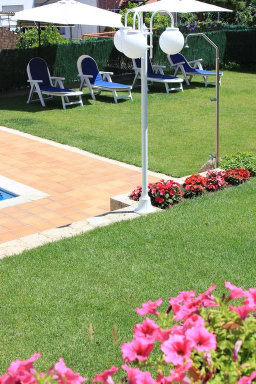 Apartamentos Maritimo Suites-Solo Adultos O Grove Esterno foto