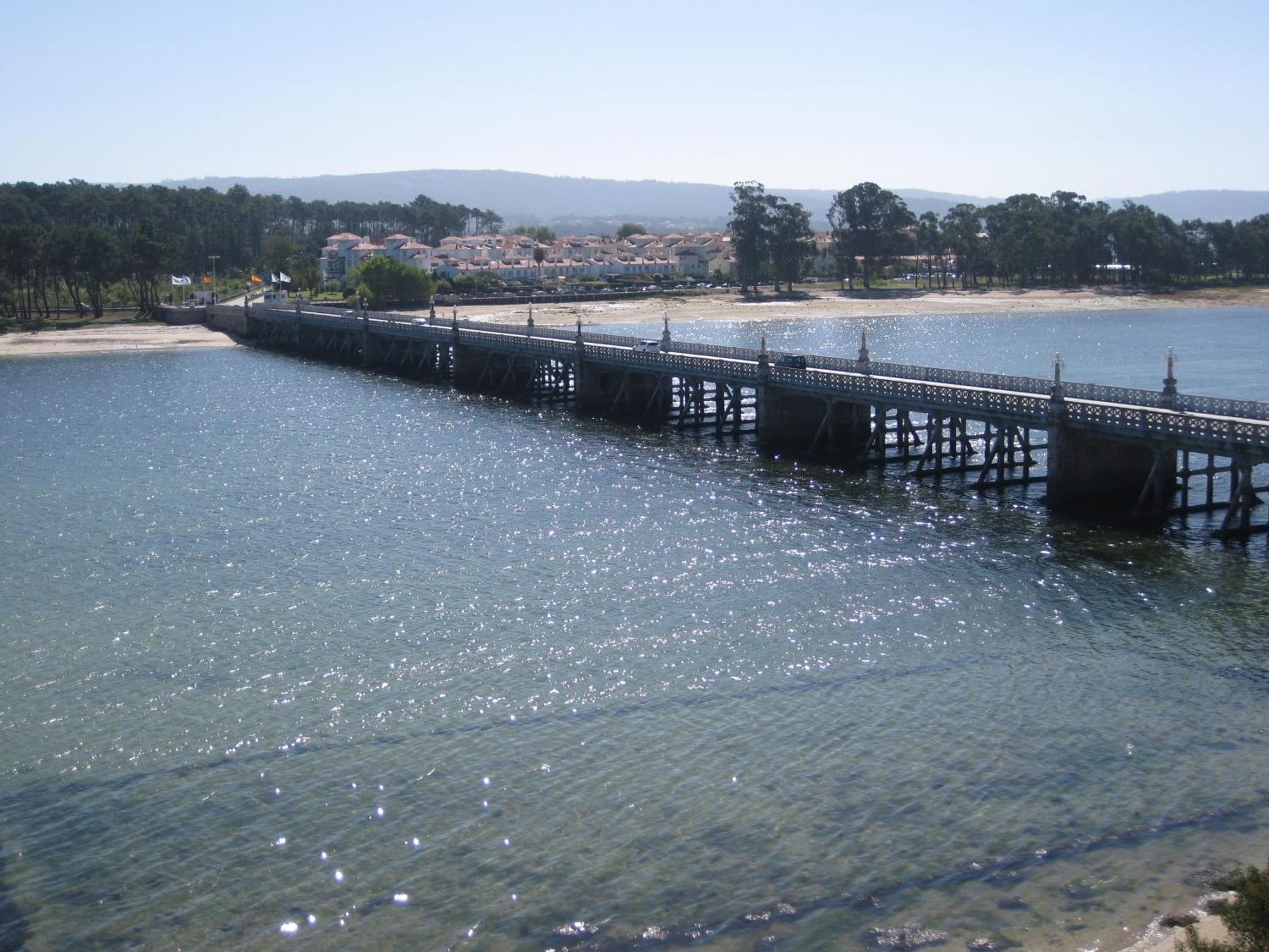 Apartamentos Maritimo Suites-Solo Adultos O Grove Esterno foto